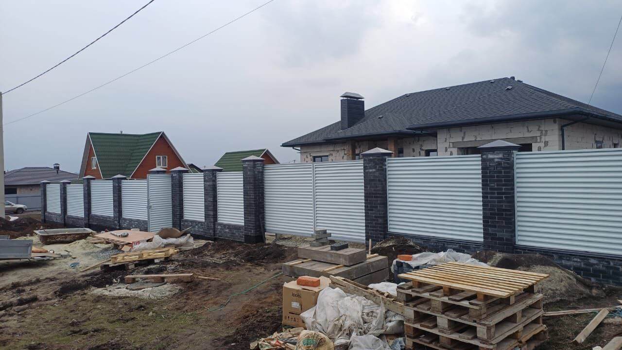 Забор-жалюзи из ламелей ЭКО-Z 94м RAL9003/9003 Белый двусторонний фото 2 в Волгограде