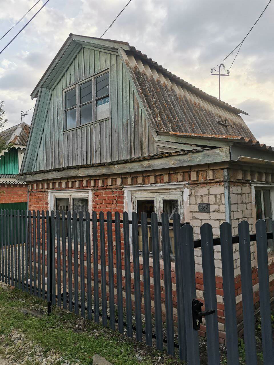 Забор из евроштакетника 7м RAL7024/7024 Серый Графит двусторонний фото 2 в Волгограде