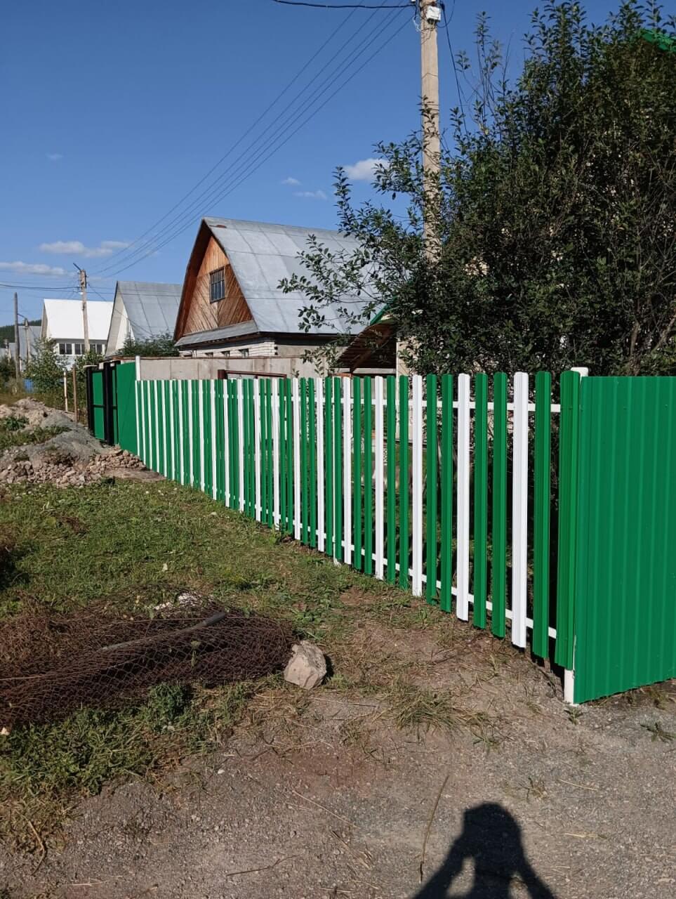 Забор из евроштакетника 10м RAL9003 Белый, RAL6029 Зеленая Мята в Волгограде